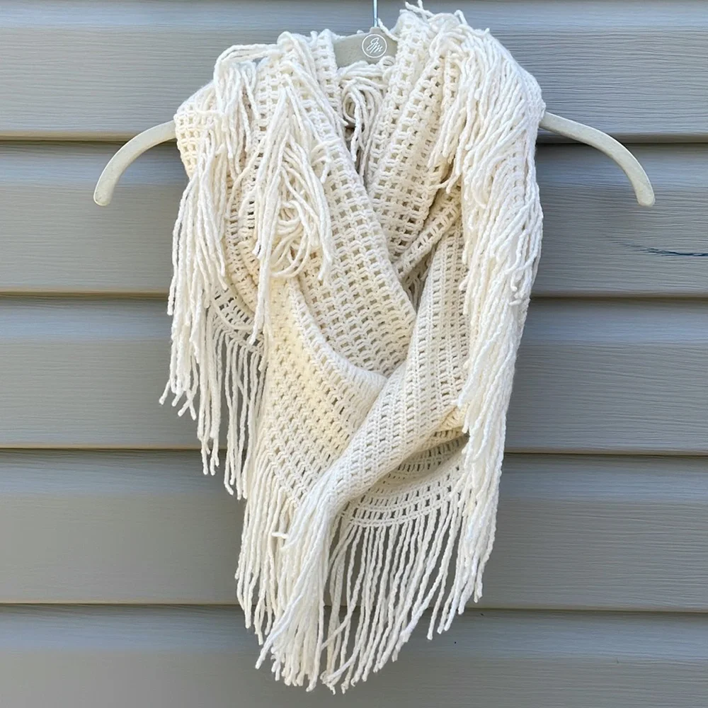 Bass Ivory Fringe Knit Infinity Scarf